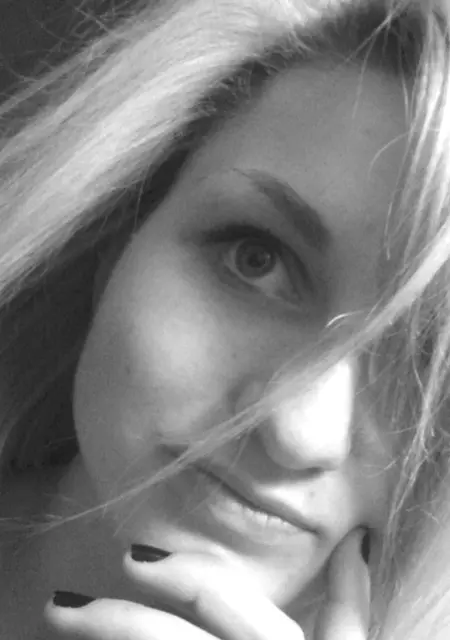 Инга из Беломорска, мне 21, познакомлюсь для общения