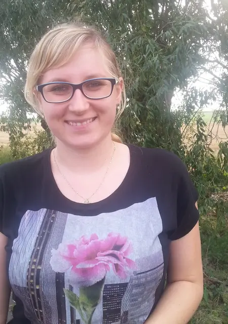 Я Алина, 23, знакомлюсь для постоянных отношений в Октябрьске