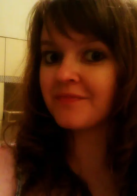 Я Алёна, 25, из Георгиевска, ищу знакомства на одну ночь