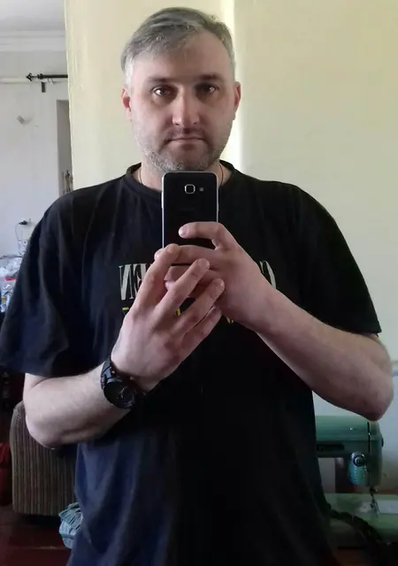 Радомир из Краснодара, мне 44, познакомлюсь для вирта