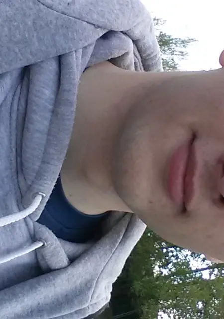 Я Winny, 35, знакомлюсь на одну ночь в Аше