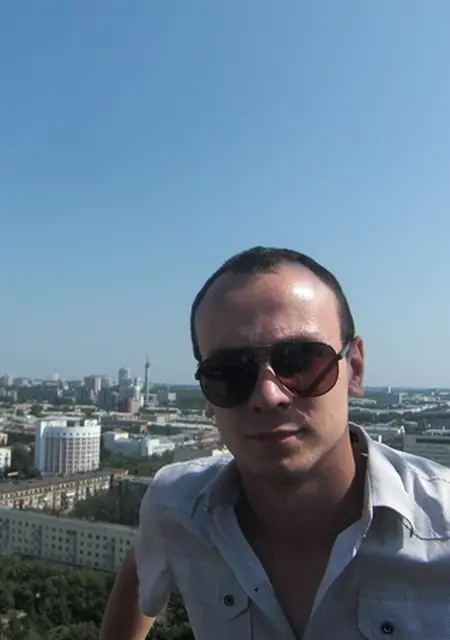 Я Илья, 36, из Первоуральска, ищу знакомство для вирта