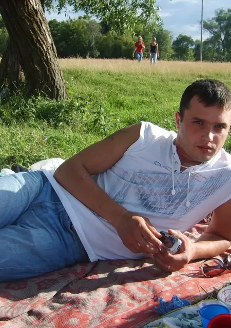 Я Иван, 41, знакомлюсь на одну ночь в Узловой