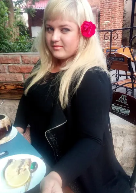 Я Ангелина, 36, из Керчи, ищу знакомство для приятного времяпровождения