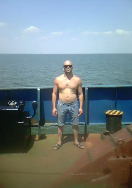 Я Aleksandr, 45, знакомлюсь для постоянных отношений в Чистополе