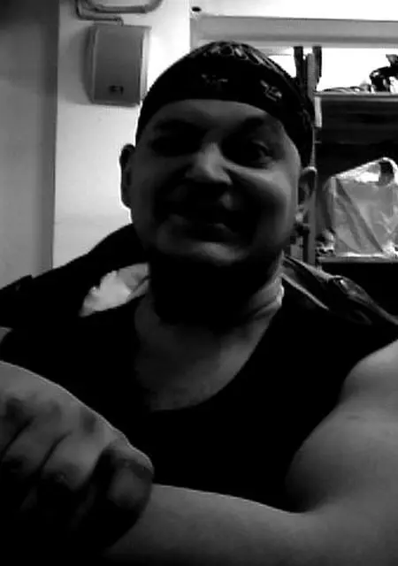 Дмитрий из Ханты-Мансийска, ищу на сайте знакомства на одну ночь