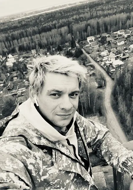 Я Vitalik, 36, знакомлюсь без обязательств в Шушарах