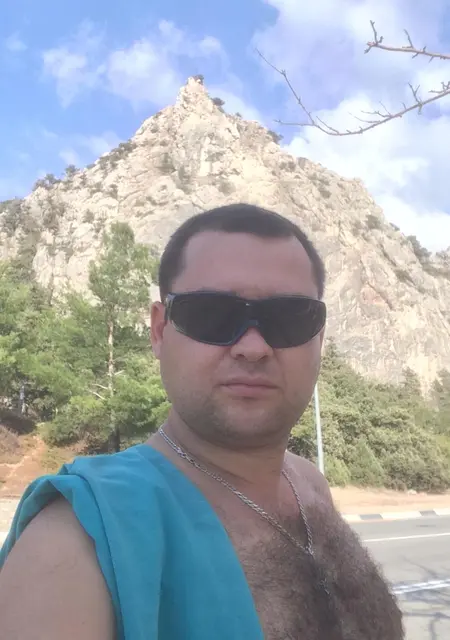 Я Русланчик, 41, знакомлюсь для постоянных отношений в Красноперекопске