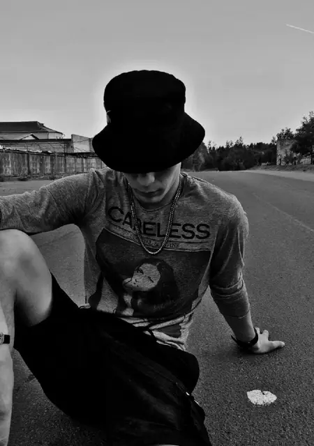 Я Daniil, 21, знакомлюсь на одну ночь в Сафонове