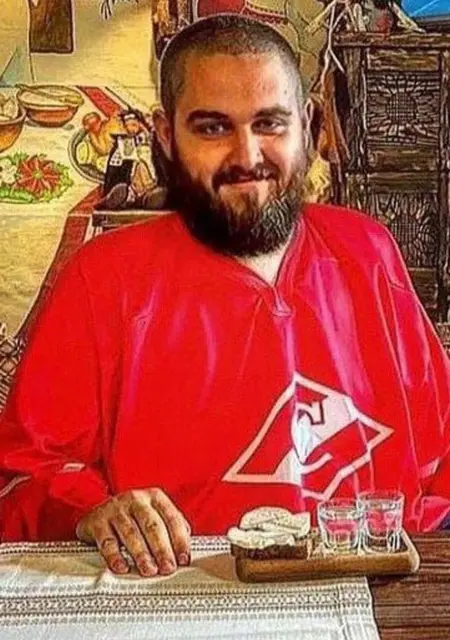 Валентин из Краснодара, ищу на сайте знакомства на одну ночь