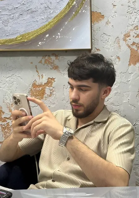 Ад Ака Диловар из Зеленодольска, мне 28, познакомлюсь для совместных путешествий