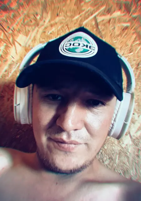 Я Dovud, 30, из Челябинска, ищу знакомство для вирта