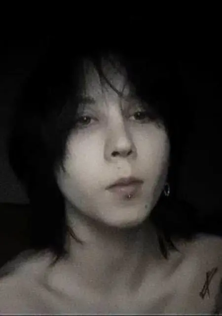 Lowkey из Вологды, ищу на сайте знакомства на одну ночь