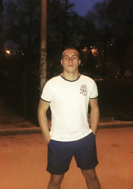 Степан из Калача-на-Дону, мне 21, познакомлюсь для приятного времяпровождения