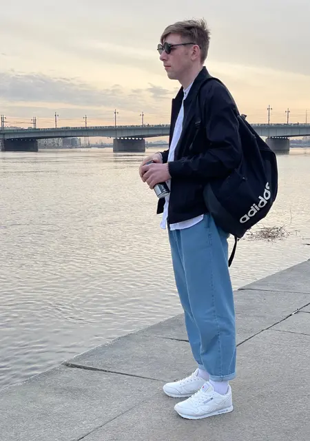 Алексей из Чернянки, мне 29, познакомлюсь для открытые отношения