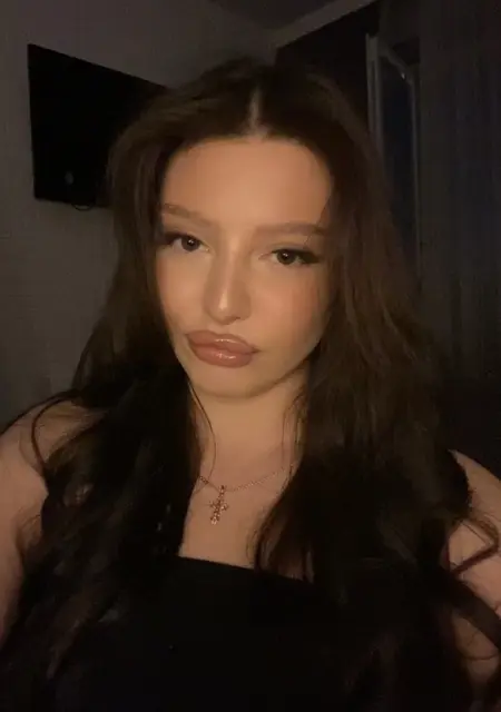 Дарья из Краснодара, мне 20, познакомлюсь на одну ночь