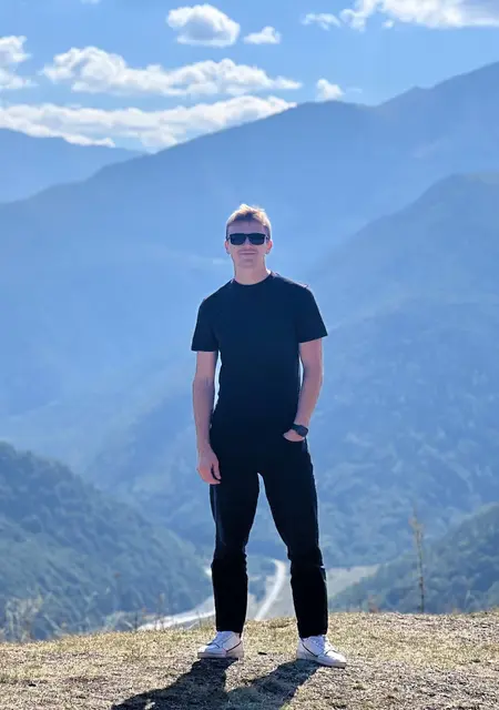 Я Егор, 32, из Нижегородской, ищу знакомство для приятного времяпровождения