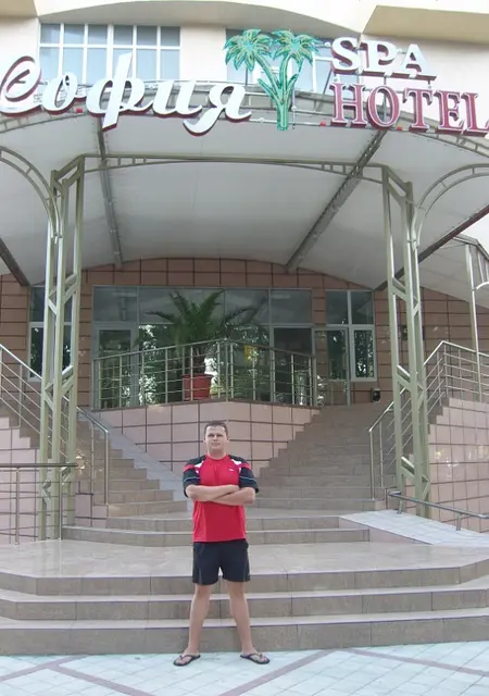 Я Антон, 38, знакомлюсь без обязательств в Павловской