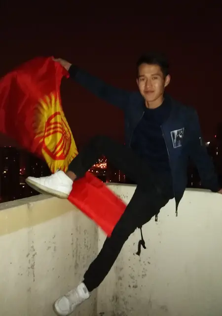 Я Айба, 25, из Железногорска, ищу знакомство для вирта