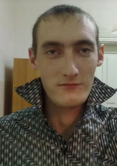 Игорь из Ялуторовска, ищу на сайте знакомства без обязательств