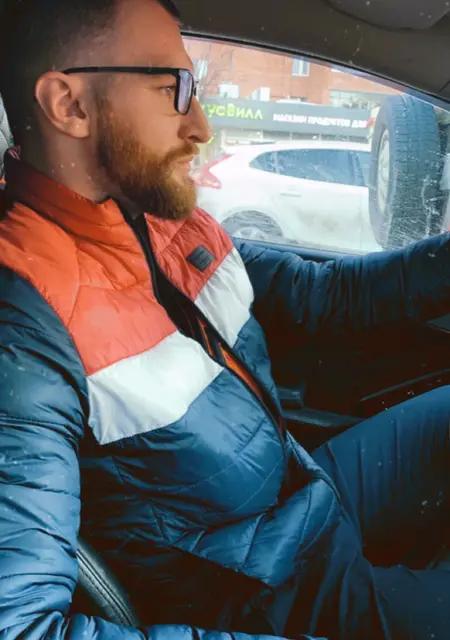 Артем из Вытегры, ищу на сайте знакомства на одну ночь