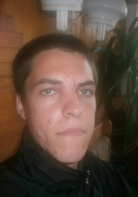 Дима из Парголова, мне 36, познакомлюсь для постоянных отношений