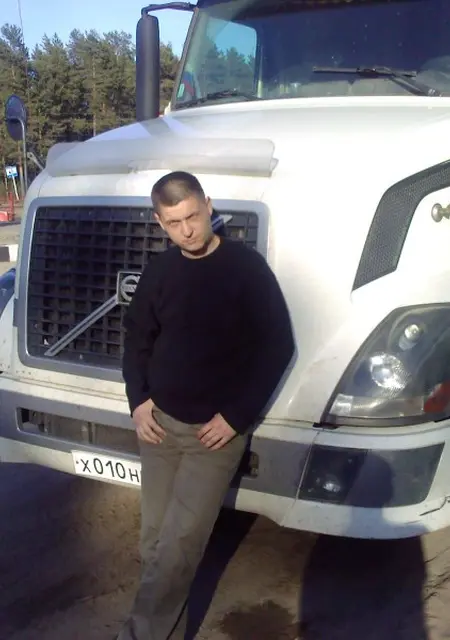 Я Миаил, 45, знакомлюсь без обязательств в Воткинске