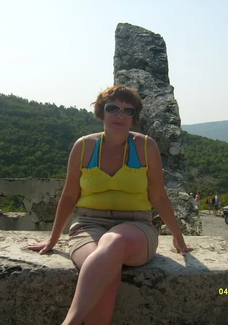 Я Ната, 52, из Коврова, ищу знакомства без обязательств