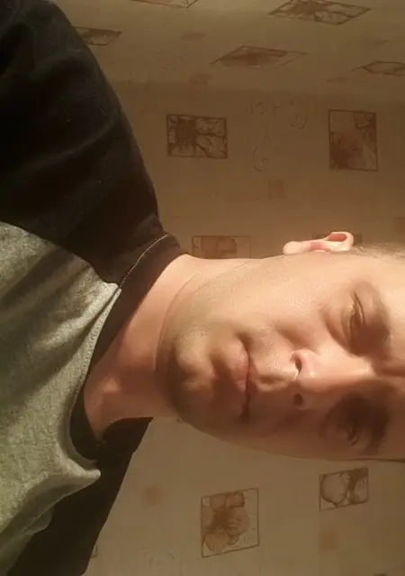 Антошка из Снежногорска, ищу на сайте знакомства на одну ночь