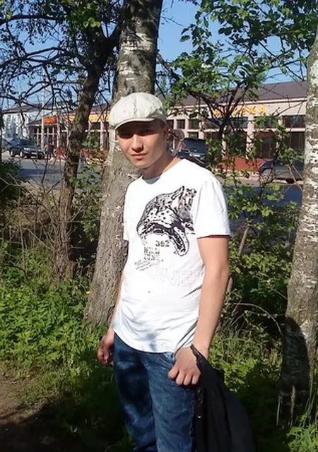 Я Александр, 35, знакомлюсь на одну ночь в Павловске