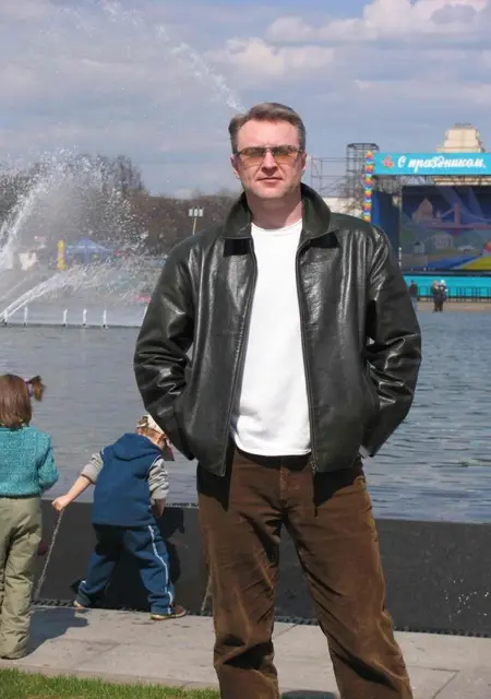 Игорь из Коркина, ищу на сайте знакомства на одну ночь