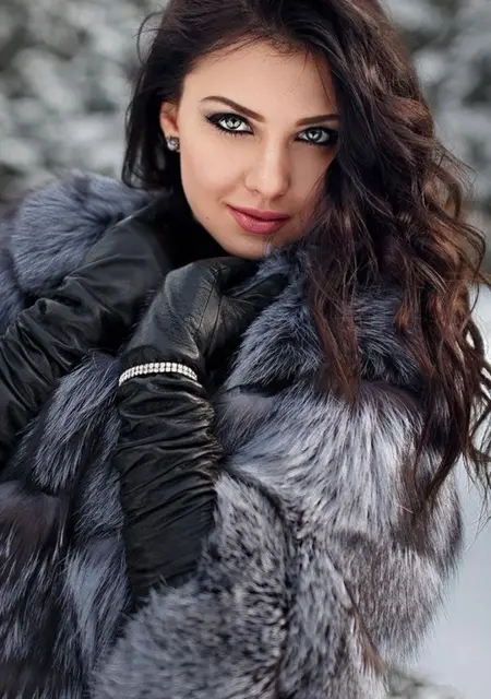 Дарина из Абакана, ищу на сайте приятное времяпровождение