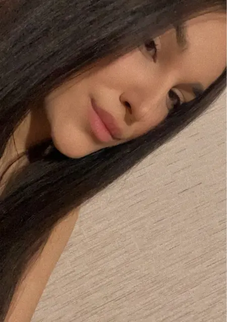 Карина из Саратова, мне 26, познакомлюсь для общения