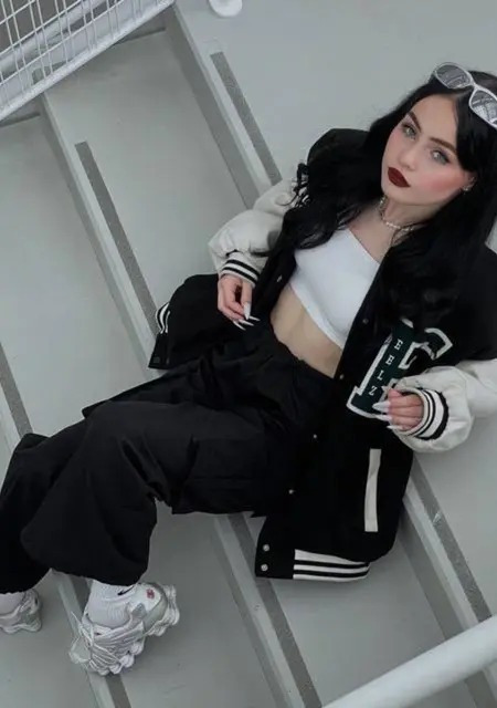 Настя из Люберец, ищу на сайте знакомства без обязательств