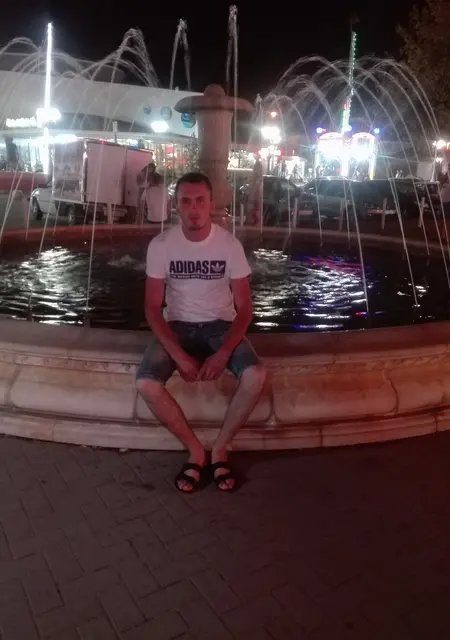 Karen из Архипо-Осиповки, мне 27, познакомлюсь на одну ночь