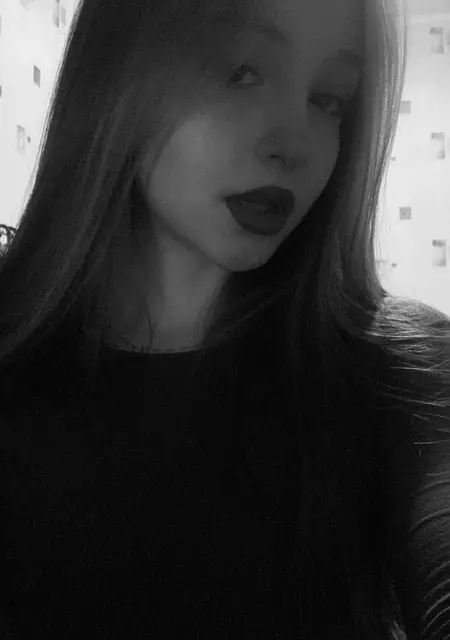 Я Настя, 24, знакомлюсь для приятного времяпровождения в Кирове