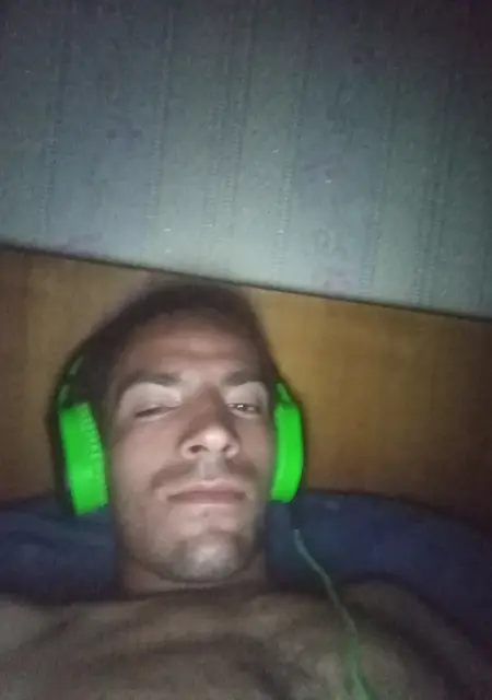 Валерий из Заринска, ищу на сайте знакомства на одну ночь