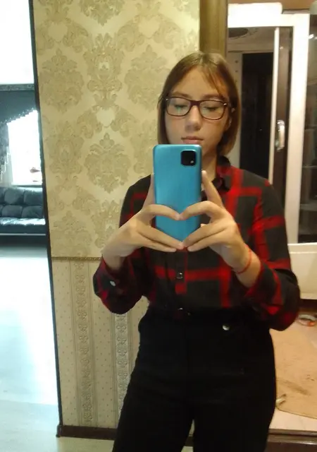 Я Носова Лера, 20, из Анжеро-Судженска, ищу знакомство для постоянных отношений