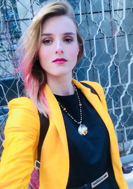 Я Арабелла, 28, из Новороссийска, ищу знакомства без обязательств