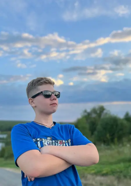 Арсений из Бора, ищу на сайте знакомства без обязательств