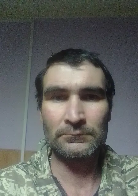 Я Эльдар, 45, знакомлюсь без обязательств в Губкинском