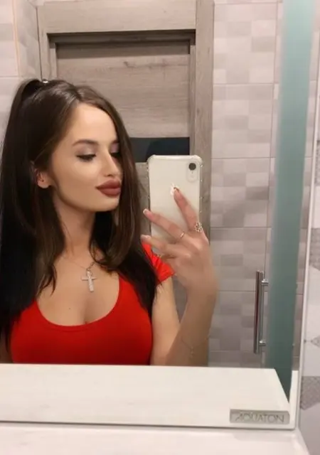 Я Софа, 25, из Кувандыка, ищу знакомство для вирта