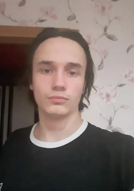 Я Аким, 22, из Котельнича, ищу знакомства без обязательств