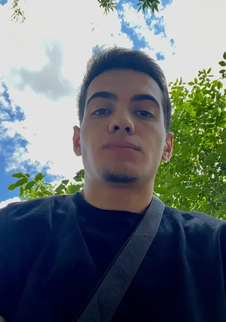 Мага из Астрахани, мне 22, познакомлюсь без обязательств