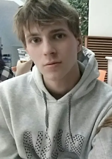 Никита из Северска, ищу на сайте знакомства на одну ночь