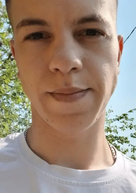 Я Алексей, 25, знакомлюсь без обязательств в Санкт-Петербурге