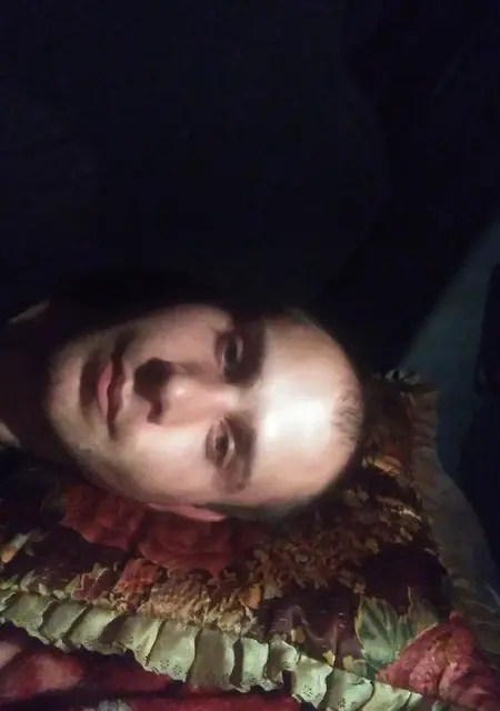 Я Макс, 33, знакомлюсь на одну ночь в Шушарах