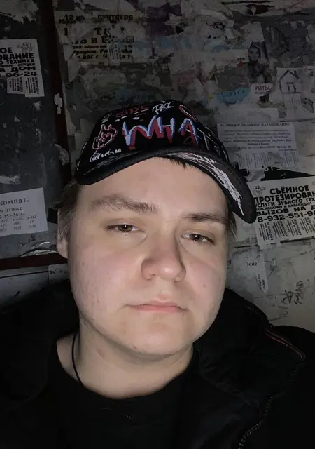Я Lev, 19, из Новотроицка, ищу знакомства на одну ночь