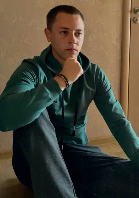 Я Дмитрий, 26, знакомлюсь без обязательств в Челябинске