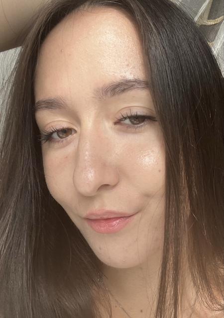 Я Каролина, 20, из Ижевска, ищу знакомства без обязательств